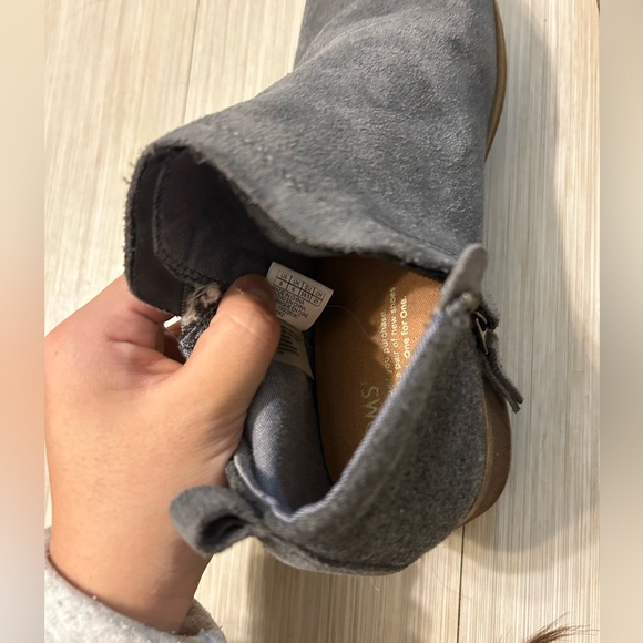 Toms Gray Suede Ankle Booties - Picture 11 of 11